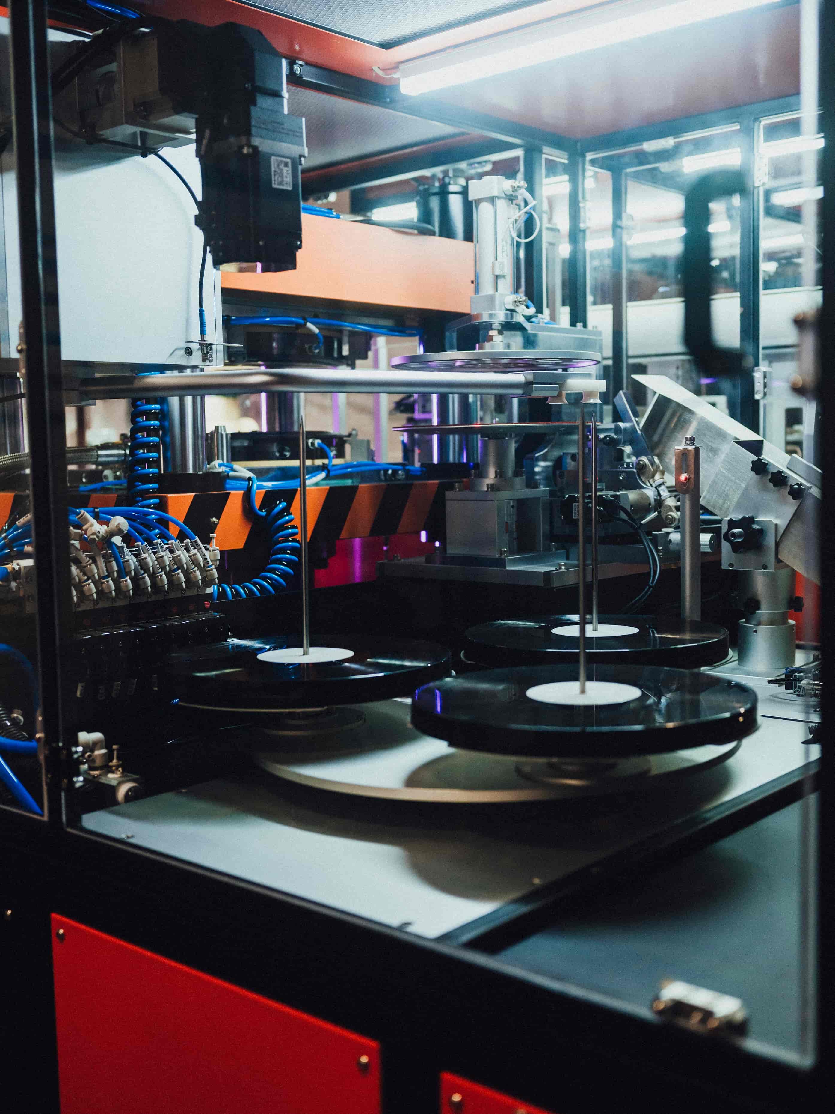 UK vinyl record pressing plant – 4-week turnaround at The Jungle Record Press
